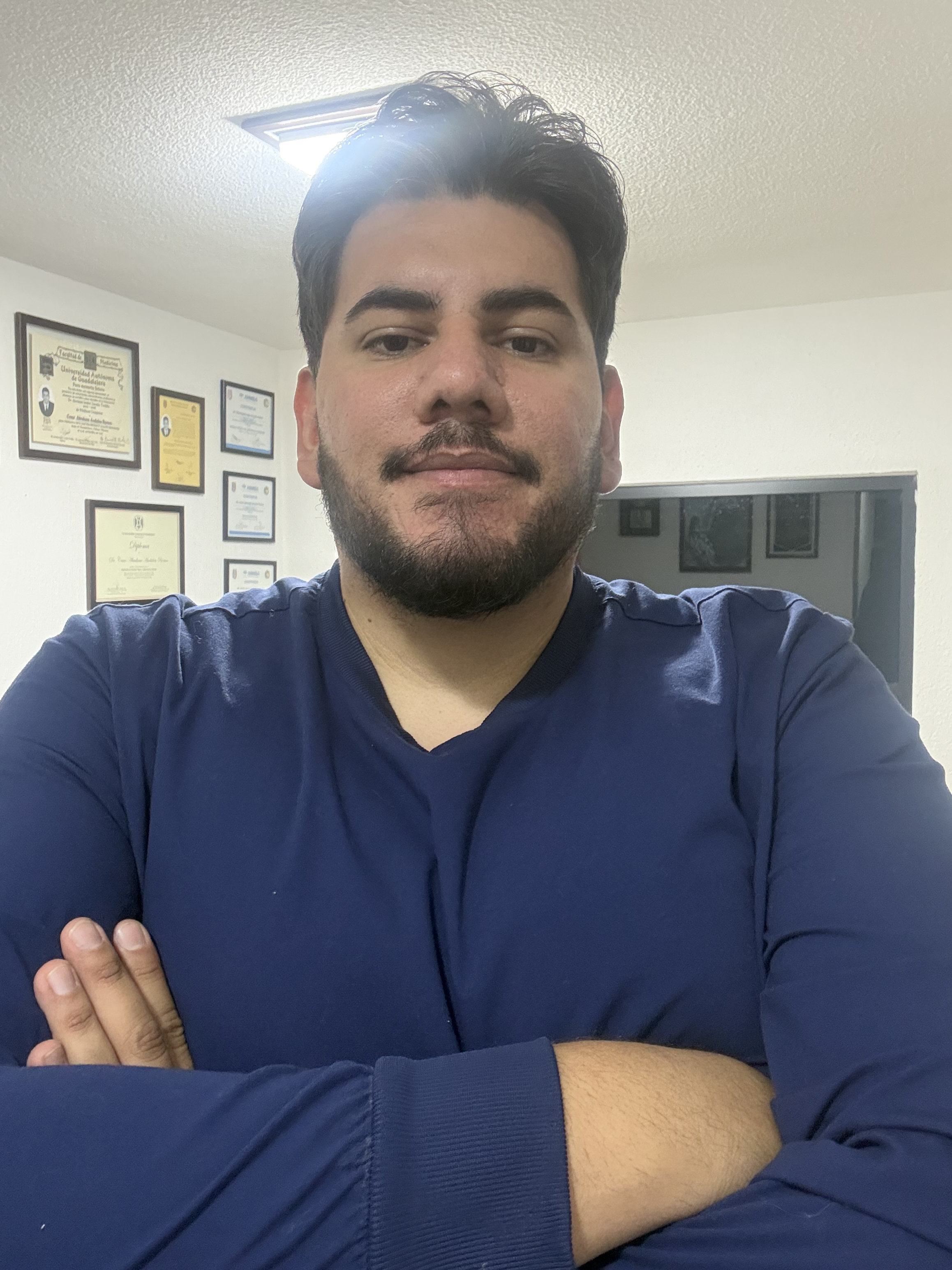 Dr. Cesar Andalón - Especialista en Medicina Antienvejecimiento